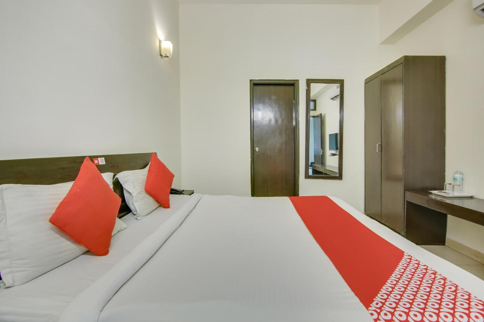 Hotel O Dream View Near Omaxe Celebration Mall Gurgaon Exterior foto